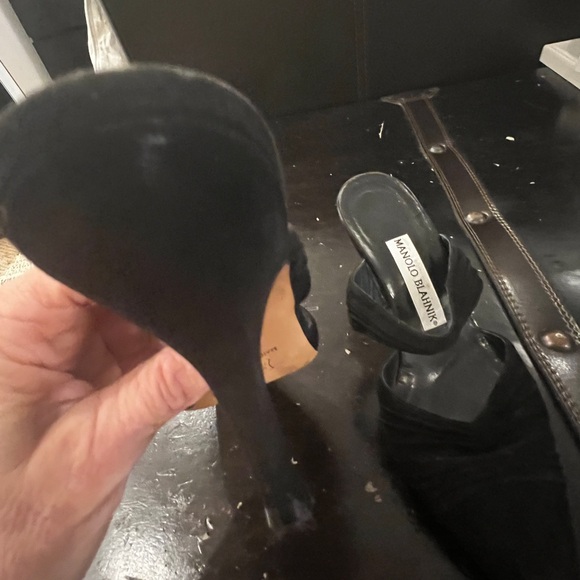 Manolo Blahnik Black Suede Heels - Picture 4 of 5